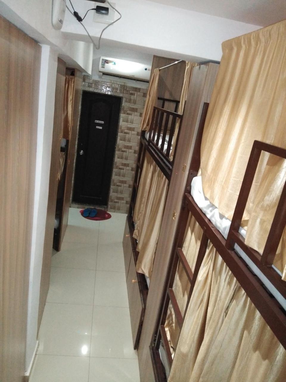 מומביי Golden Dormitory מראה חיצוני תמונה